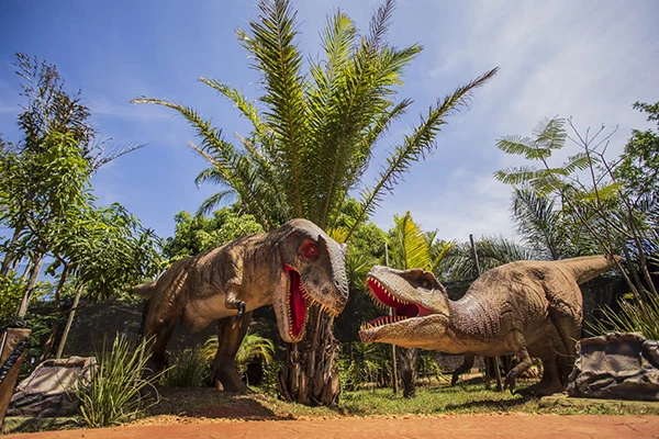 VALE DOS DINOSSAUROS 4